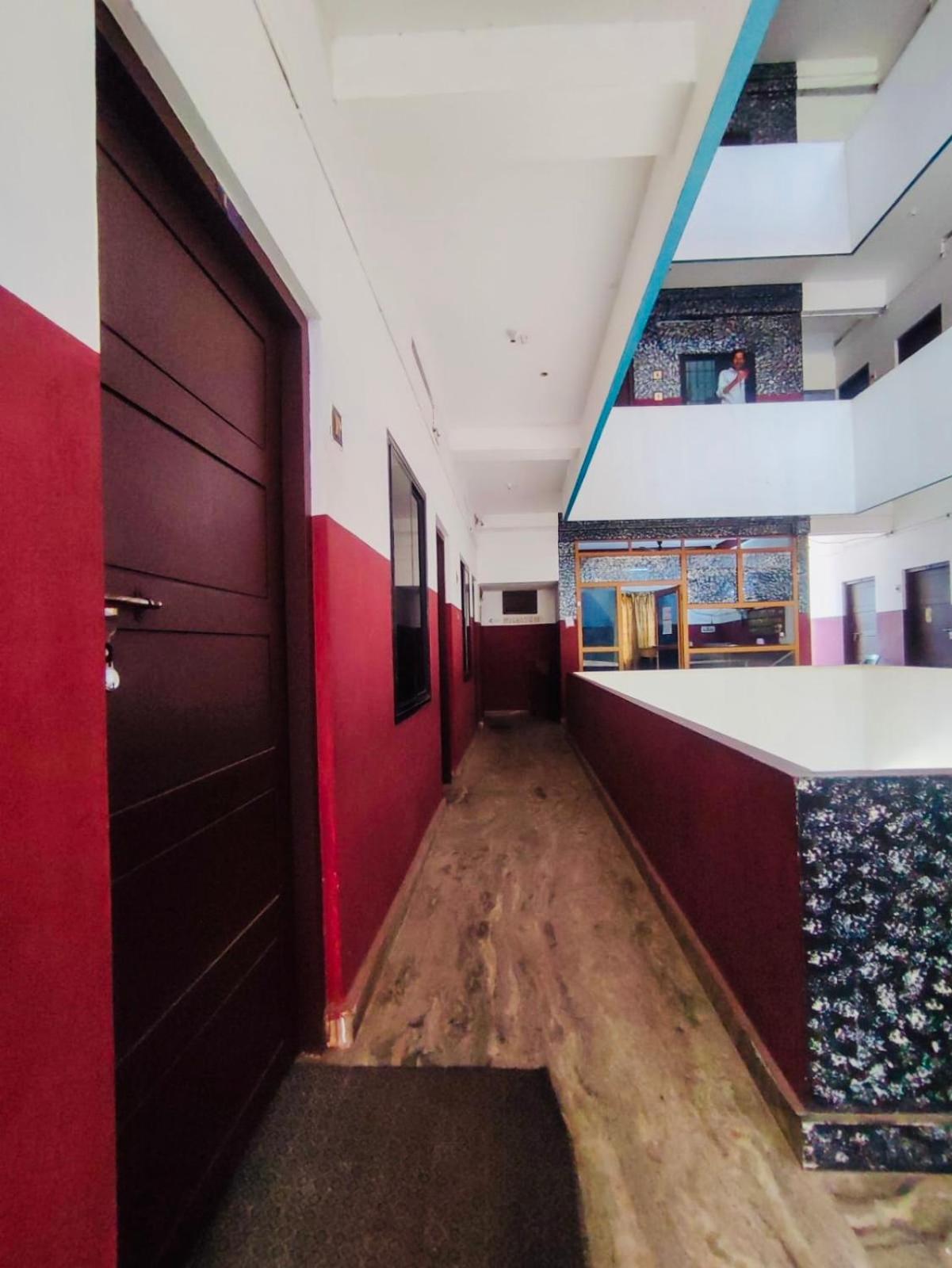 Omega Tourist Home Thrissur Exterior foto